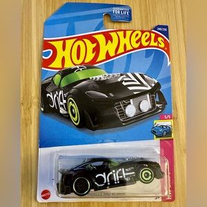 Muscle And Blown Treasure Hunt